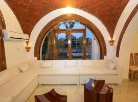 Desert Rose apartment's