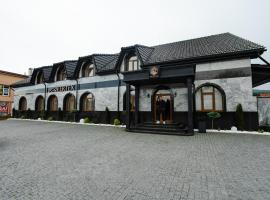 Готель-ресторан Vertex, hotel in Tyachiv
