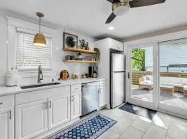 Bungalow Blue in Bradley Park