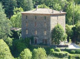 Le Cagnel, hotel v destinaci Valleraugue