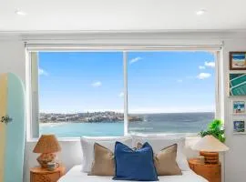 OMG Penthouse Beach Views by Sydney Dreams