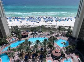 Beach, Sand, Sun & Pool 2BR 2BA Condo, apartament a Panama City Beach