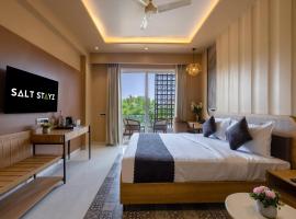 Saltstayz Premier - Sector 50 & Golf Course Ext Road, hotel v destinácii Gurugram