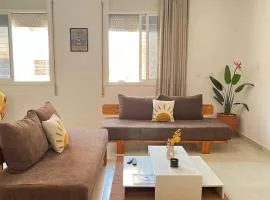 Apartment in town, 5 min walk to beach access