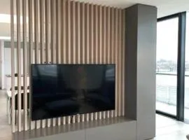 Studio MongoMbok derrière usine bastos