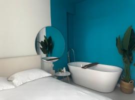LARIMAR Lungomare Vlore, hotelli Vlor&euml;ssa