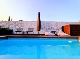 Rsquared (Riviera Residence)
