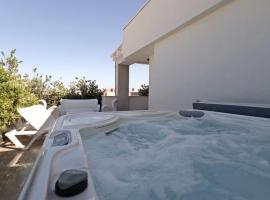 Emme Urban Suites, hotel din Polignano a Mare