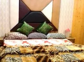 HOTEl momin