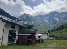 La Tana in Val Resia, hotel 