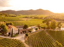 Gîte Lavande au milieu des vignes - Chateau les Apiès, hôtel aux Arcs-sur-Argens
