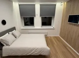 10 New Airport Apartment