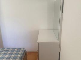 Arra Apartment, hotel a Kosovo Polje