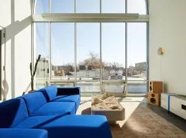 World Cup Ready! Artsy Loft Near Fan Zone