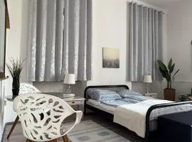 Nr 1 Gemütliches Zimmer in Zentrum mit Stadtblick WLAN EG für zwei oder Single