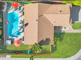 Inviting Saltwater Pool in Charming Del Cerro