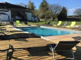 Holiday Home in Ardennes with Pool & Jacuzzi, cleaning included