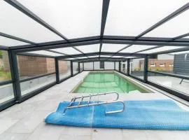 Villa in Goesnes with Private Pool, cleaning included