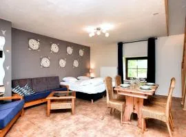 Holiday Home in Ardennes with Scenic Terrace, cleaning included