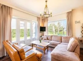 House near De Hoge Blekker Dunes, cleaning included
