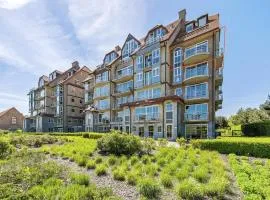 Apartment near marina with sea views, cleaning included