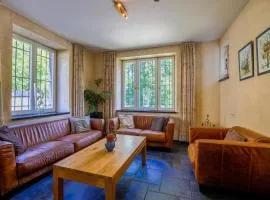 Castle Apartment in Aywaille near River Amblève, cleaning included