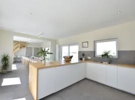 Mansion in Roesbrugge with Garden, cleaning included