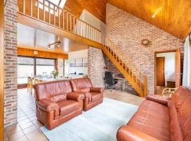 Villa in St-Idesbald near Sea Beach, cleaning included