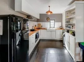 Apartment in Houffalize near Ardennes Hills, cleaning included