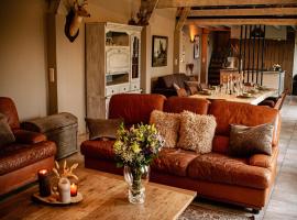 Holiday Home in Oostkamp near Forest, cleaning included, hotel v destinaci Oostkamp