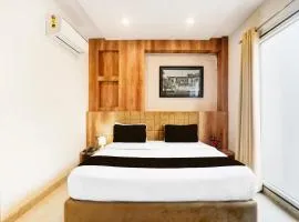 Super Townhouse The Nawab Hotel and Banquet
