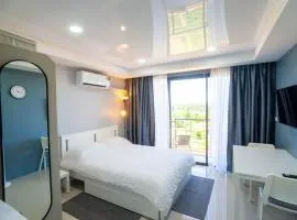 White Room