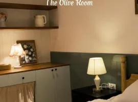 Mơ Mơ Cottage - The Olive Room