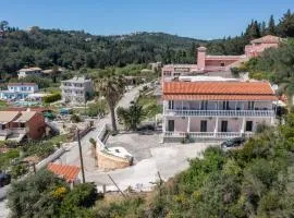 Theklas Studios Sea View