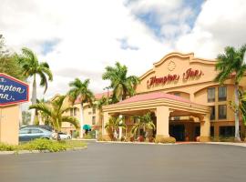 Hampton Inn Fort Myers-Airport & I-75, hotel v destinaci Fort Myers