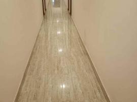 SPOT ON Hotel Kamand Residency, hotel i Tehri