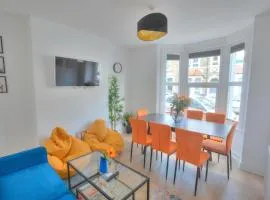 The Pearly White House