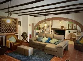 The Oak Tree Farm - Open Layout Concept by Portus Alacer - Ideal for Families - Unplug, Unwind, and Reconnect with Nature