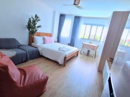 Sport villa Huahin, Room 225, Studio Queen Bed pool view and Kitchenette, 2nd Floor, alojamiento con cocina en Hua Hin