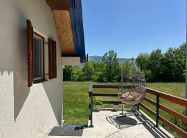 Lake House, ξενοδοχείο σε Šavnik