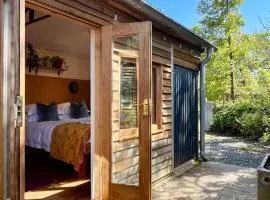 The Garden Room - Cabin on The Lizard