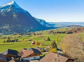 Alpine View Chalet Private Garden & Lake Views