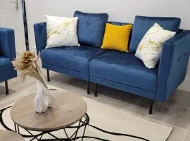 Dagenham - House - Sleeps 4 - Garden - City Centre