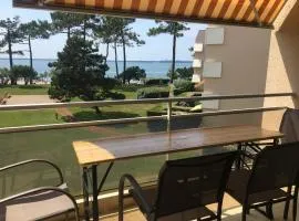 Appartement rénové centre Moulleau avec balcon et parking - FR-1-374-159