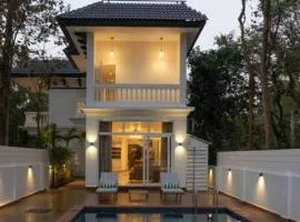 Trezora 5 12bhk Luxury Villa with pool in Assagao