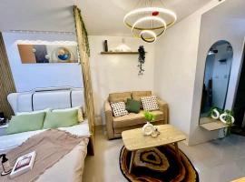 Southampton Suites, Hotel in Sampong