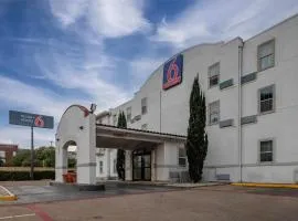 Motel 6 Dallas TX Downtown
