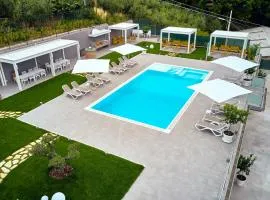 Villa Mary Pool