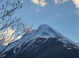 Camp Sno, hotel en Sno