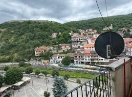 Florent's Apartment - Castle view